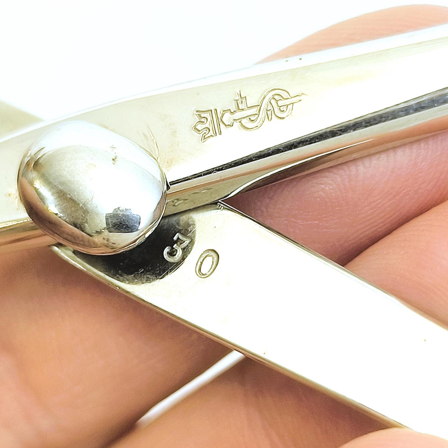 Vintage Steel Medical Gynecological Clamp Tool No. 30 – Authentic Surgical Instrument 1960s