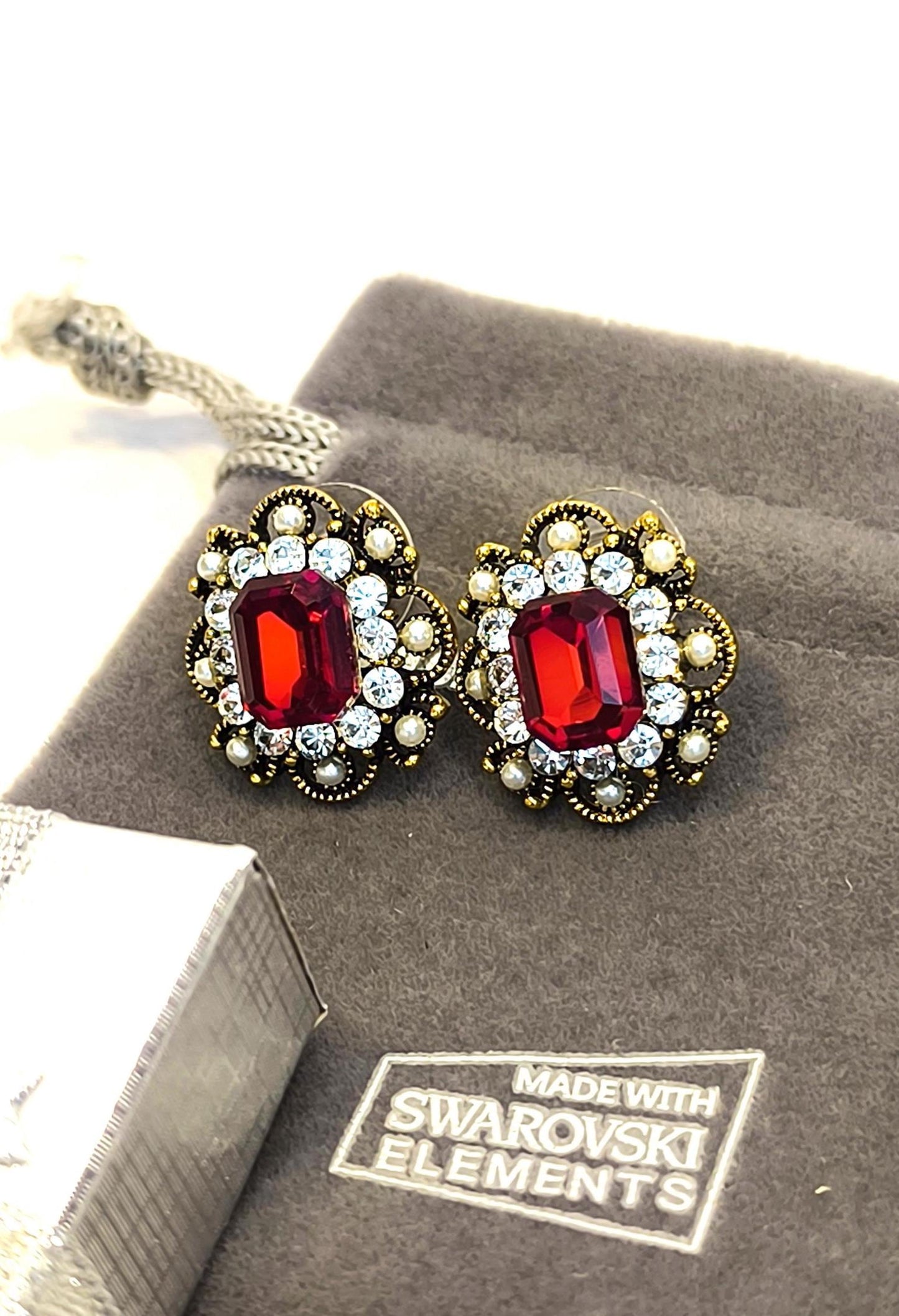 Vintage 2000s 14K Gold-Plated Stud Earrings With Ruby Imitation Swarovski Crystal & Gold Diamond Accents
