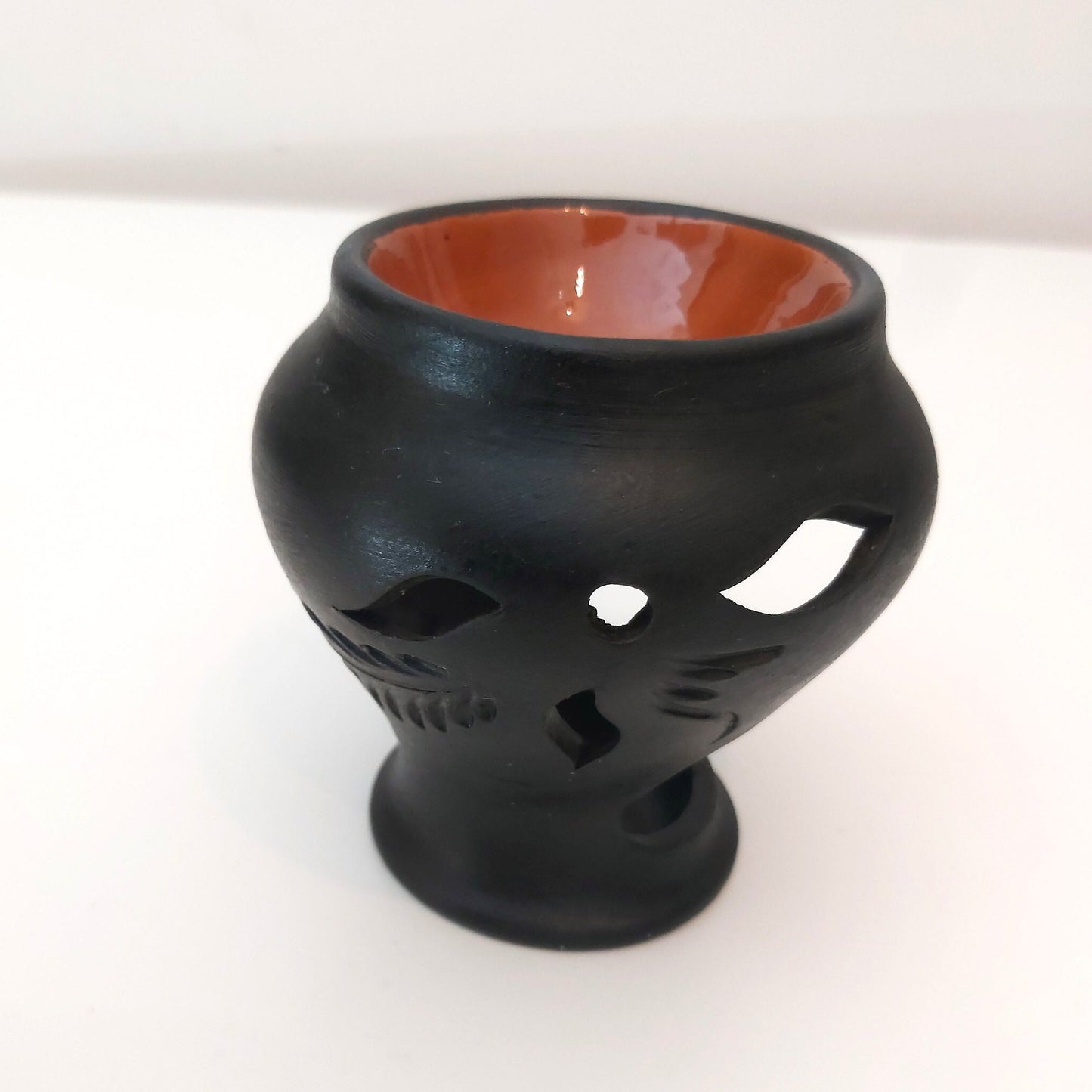 Vintage Black Matte Ceramic Oil Burner: Tea Light Wax Warmer