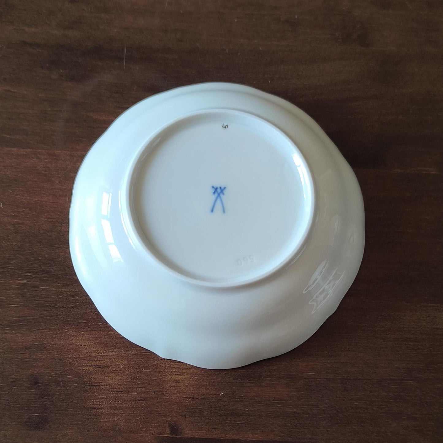 Meissen Porcelain Demitasse Set Espresso/Tea Cup & Saucer Green Vine Pattern with Scalloped Edge