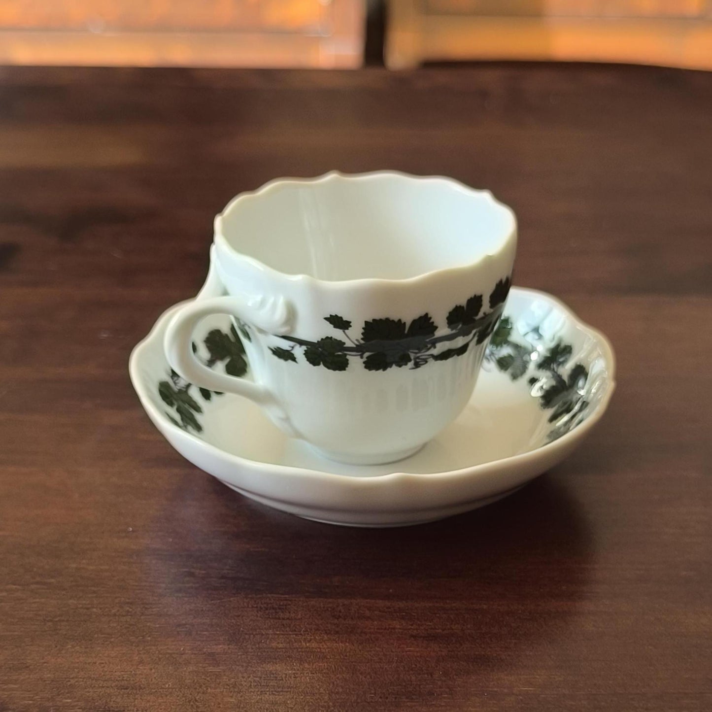 Meissen Porcelain Demitasse Set Espresso/Tea Cup & Saucer Green Vine Pattern with Scalloped Edge