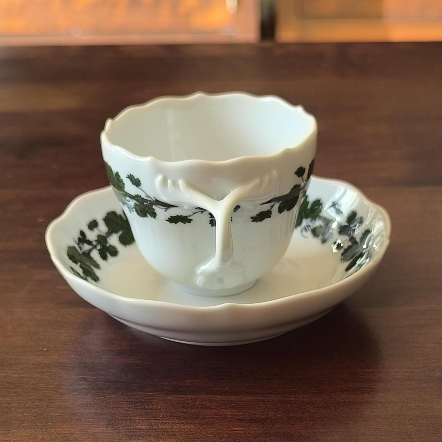 Meissen Porcelain Demitasse Set Espresso/Tea Cup & Saucer Green Vine Pattern with Scalloped Edge