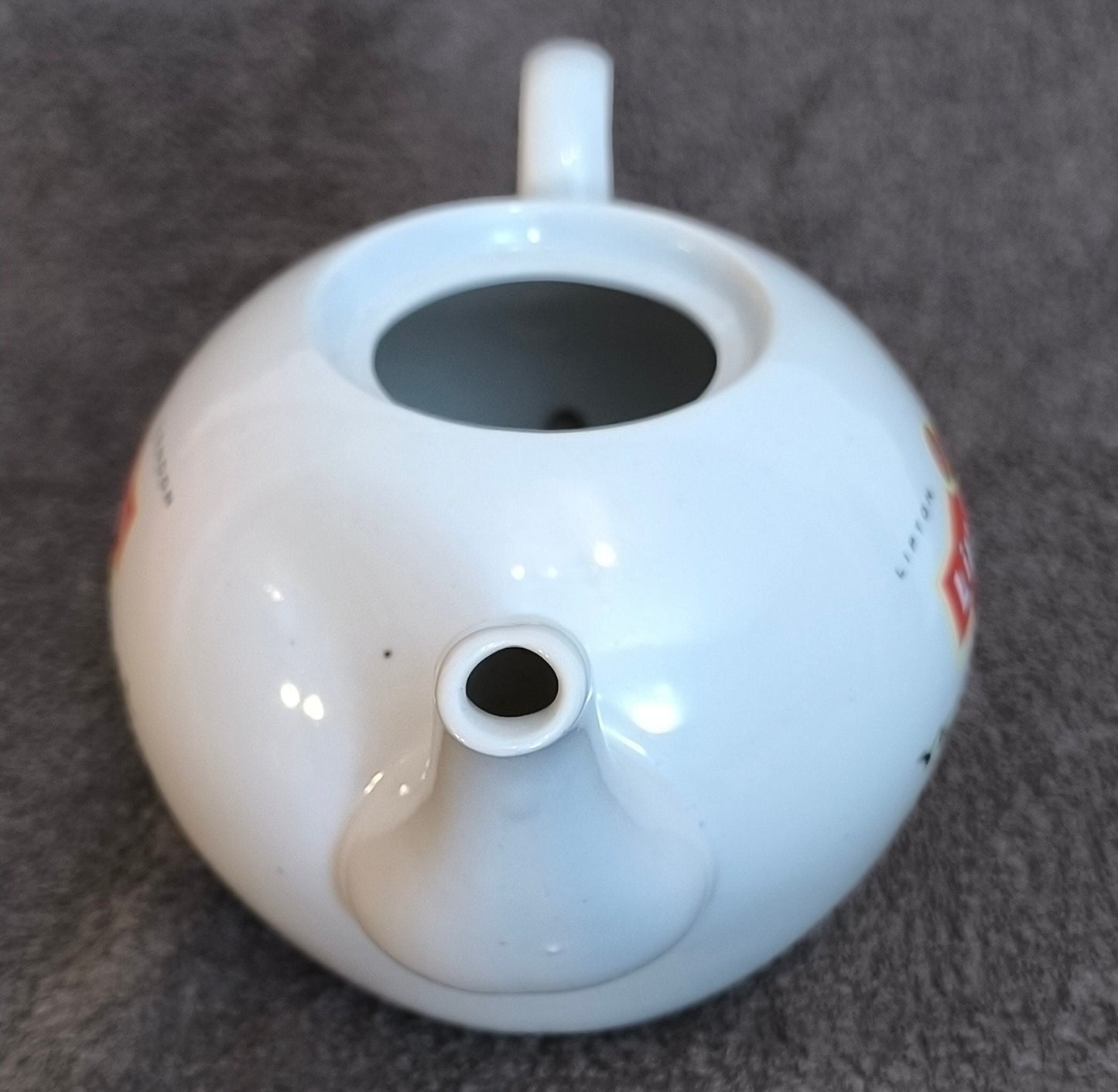 1990s Lipton Collectible Teapot, White Tea Pot, Vintage Ceramic
