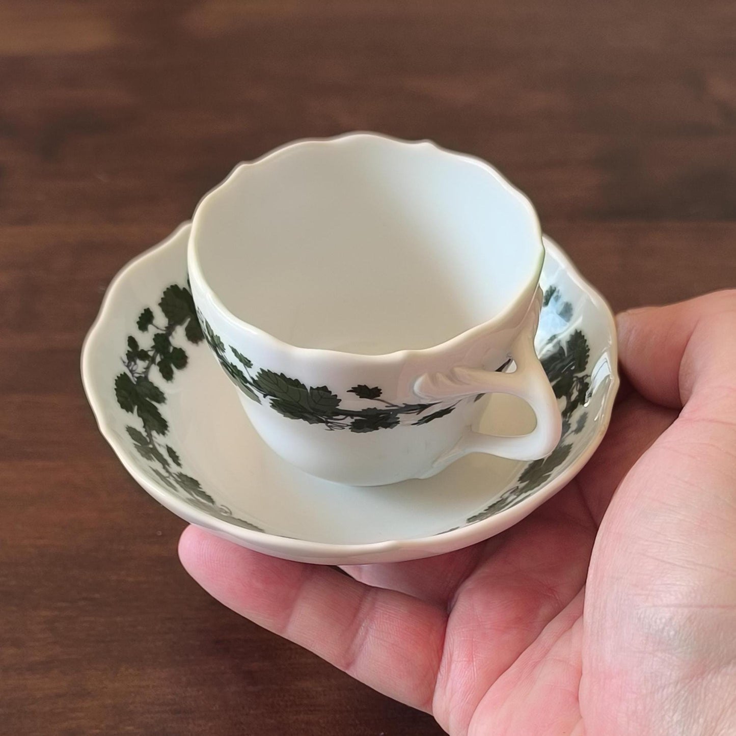 Meissen Porcelain Demitasse Set Espresso/Tea Cup & Saucer Green Vine Pattern with Scalloped Edge