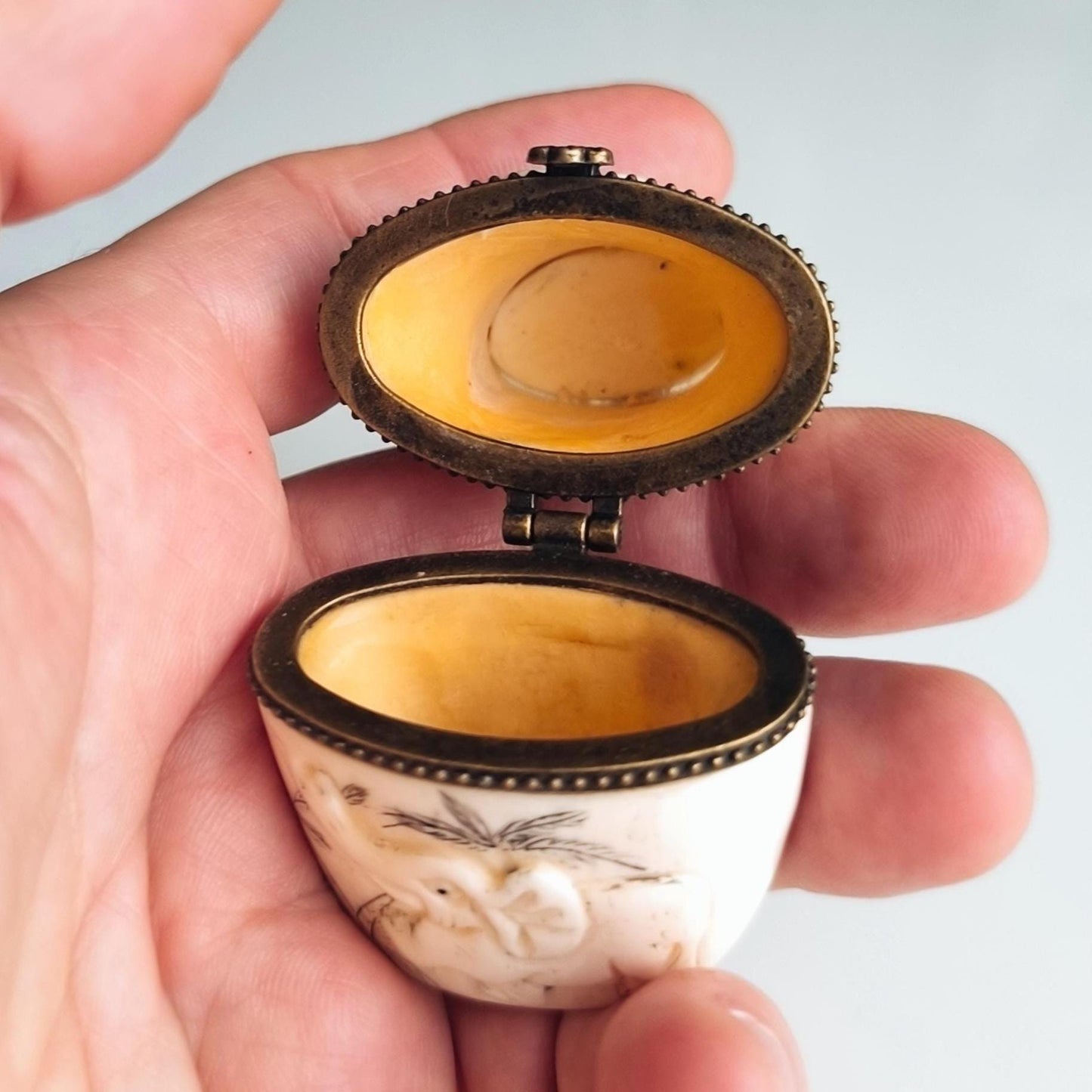 Elephant Trinket Box, White Stone Brass Inlay 1960s