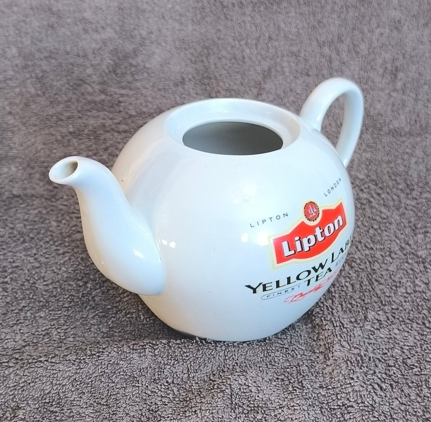 1990s Lipton Collectible Teapot, White Tea Pot, Vintage Ceramic