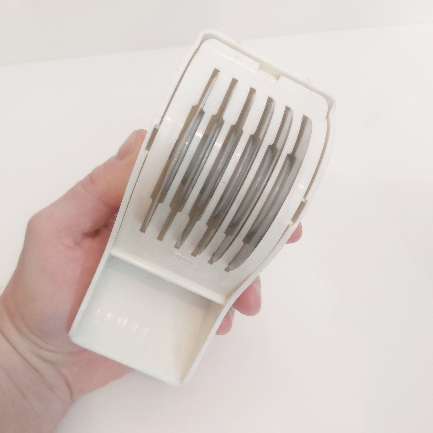 Vintage Stainless Steel Rotary Herb Cutter: Pasta Pastry Mincer