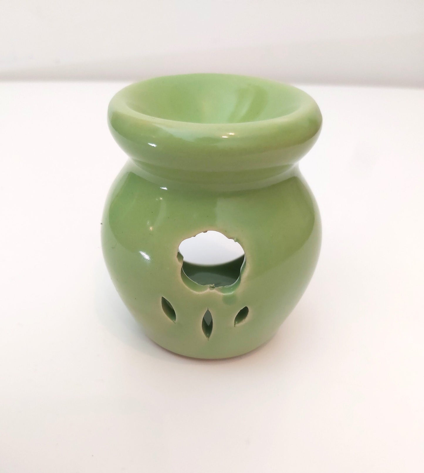 Vintage Green Ceramic Oil Burner: Tea Light Wax Melt Aroma Therapy