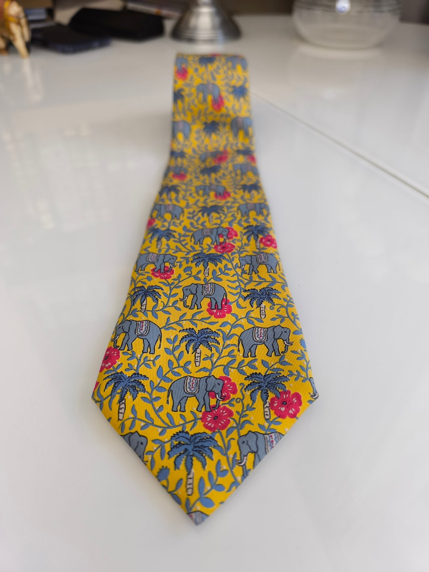 Hermès Paris, vintage tie Natural silk (100%)