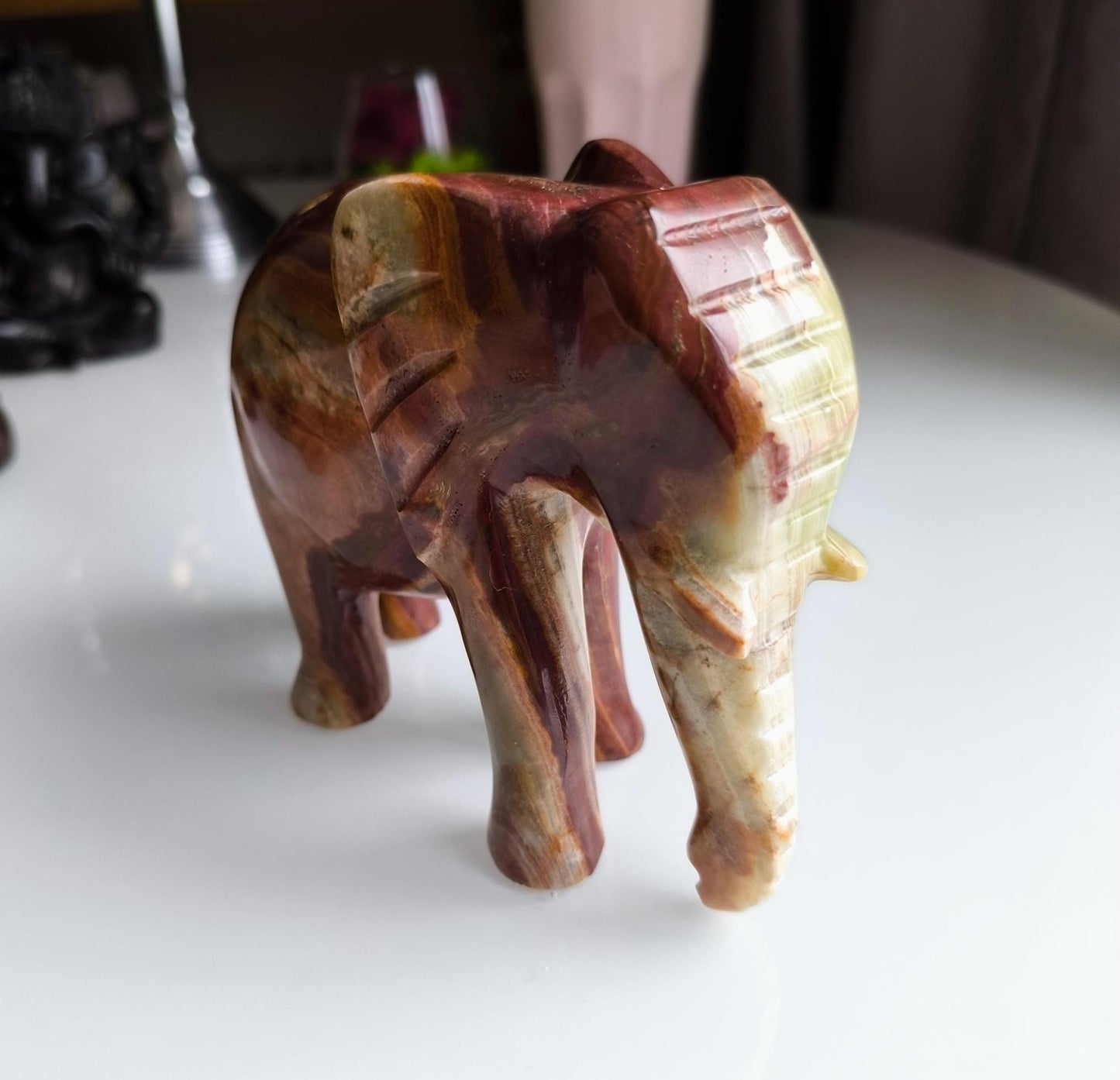 Vintage Handcrafted Onyx Elephant Sculpture, Brown & Green Stone, 16 cm, 1980s