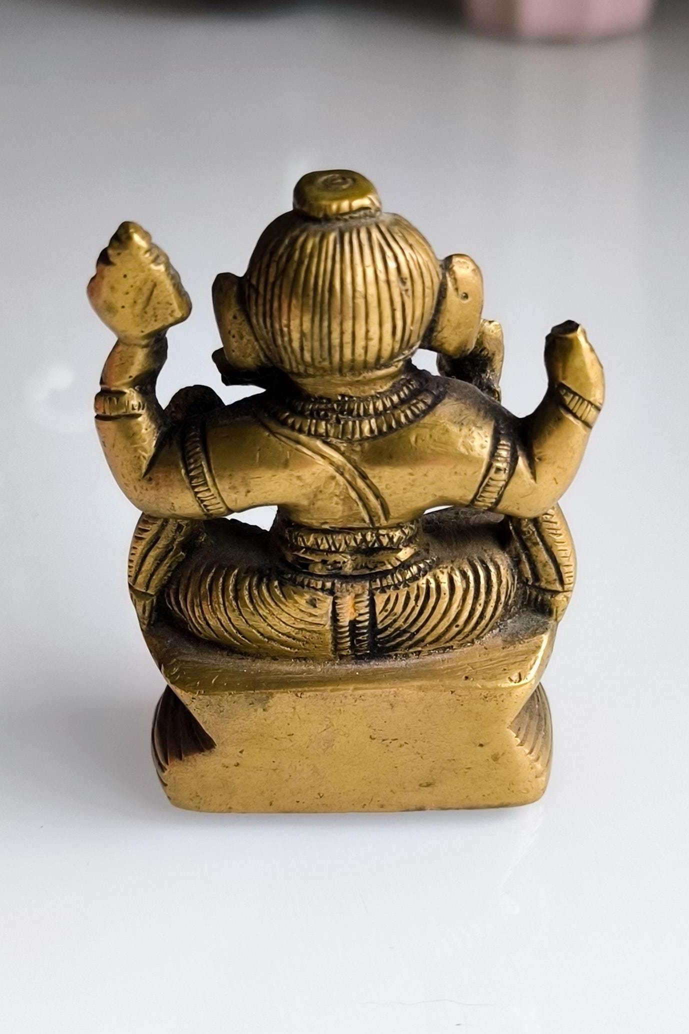 Collectible Bronze Ganesha Statue, Vintage Hindu Elephant God Figurine, 1980s