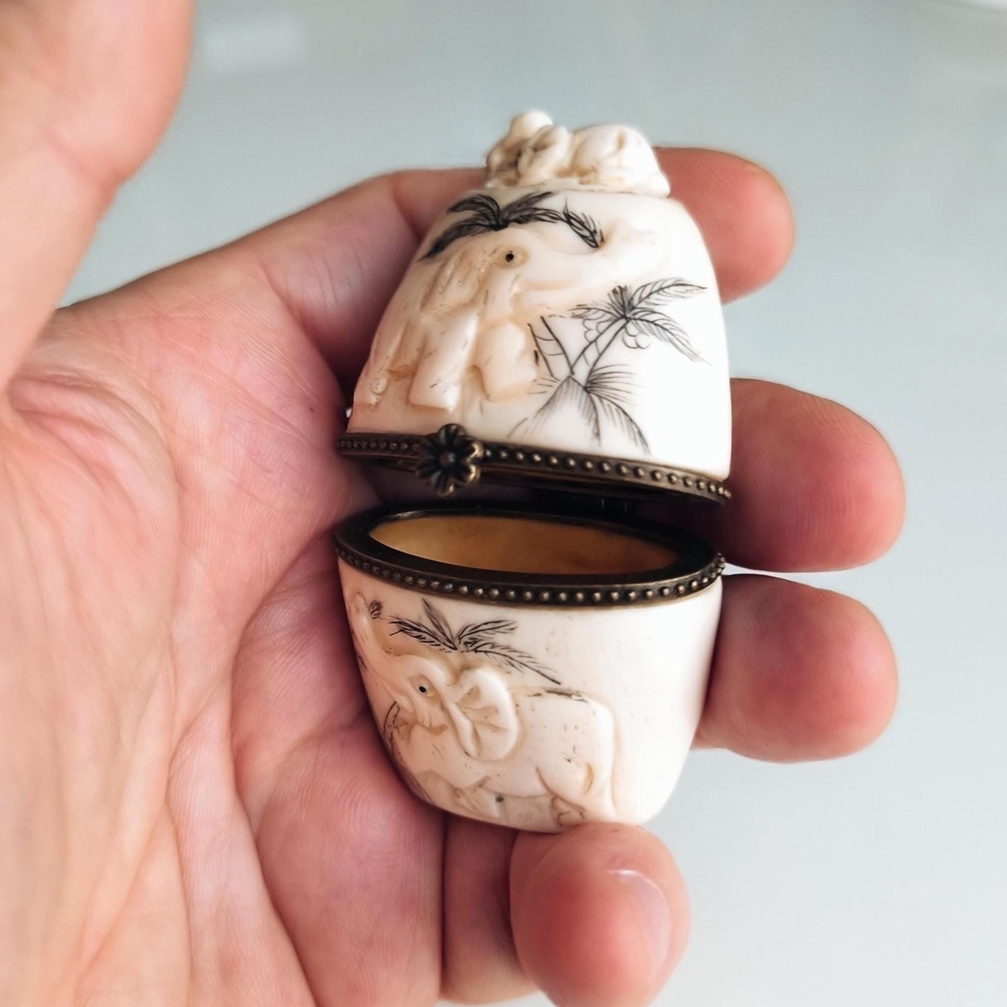 Elephant Trinket Box, White Stone Brass Inlay 1960s