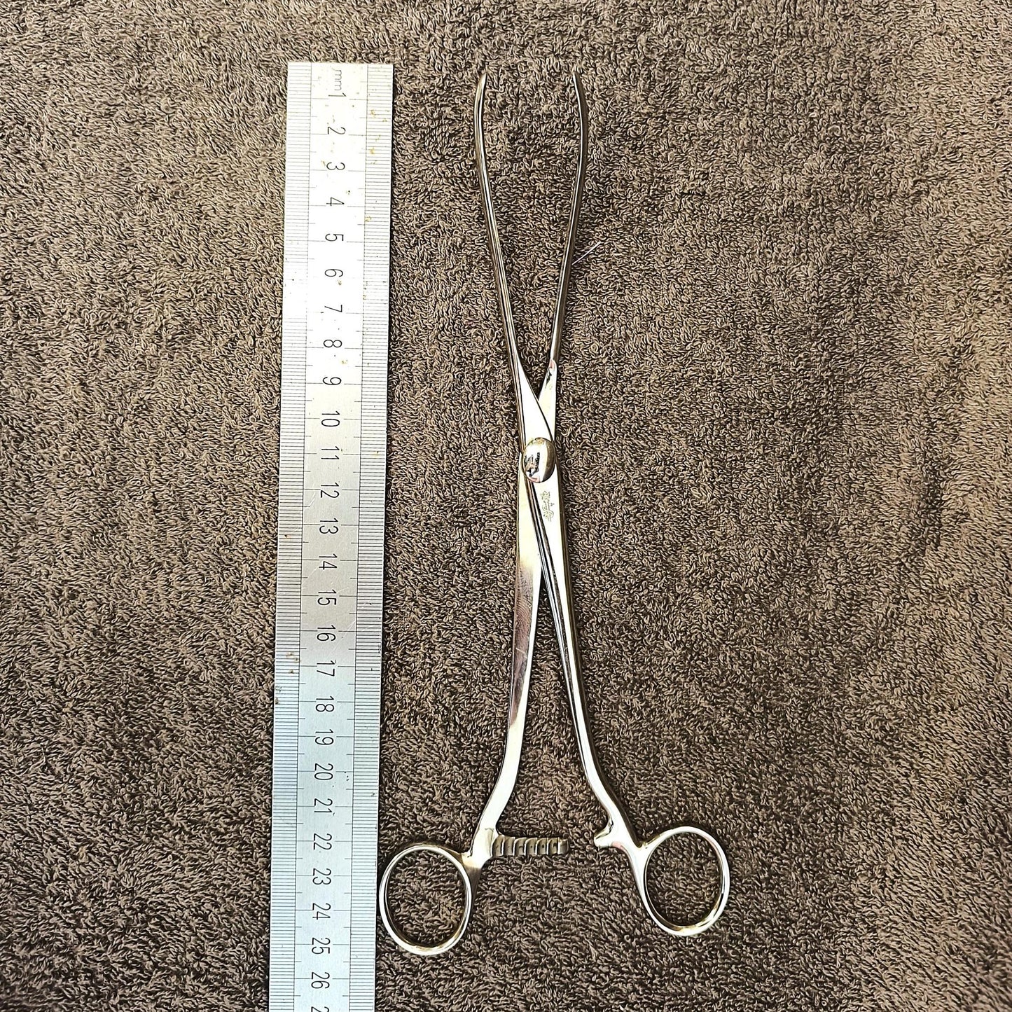 Vintage Steel Medical Gynecological Clamp Tool No. 30 – Authentic Surgical Instrument 1960s