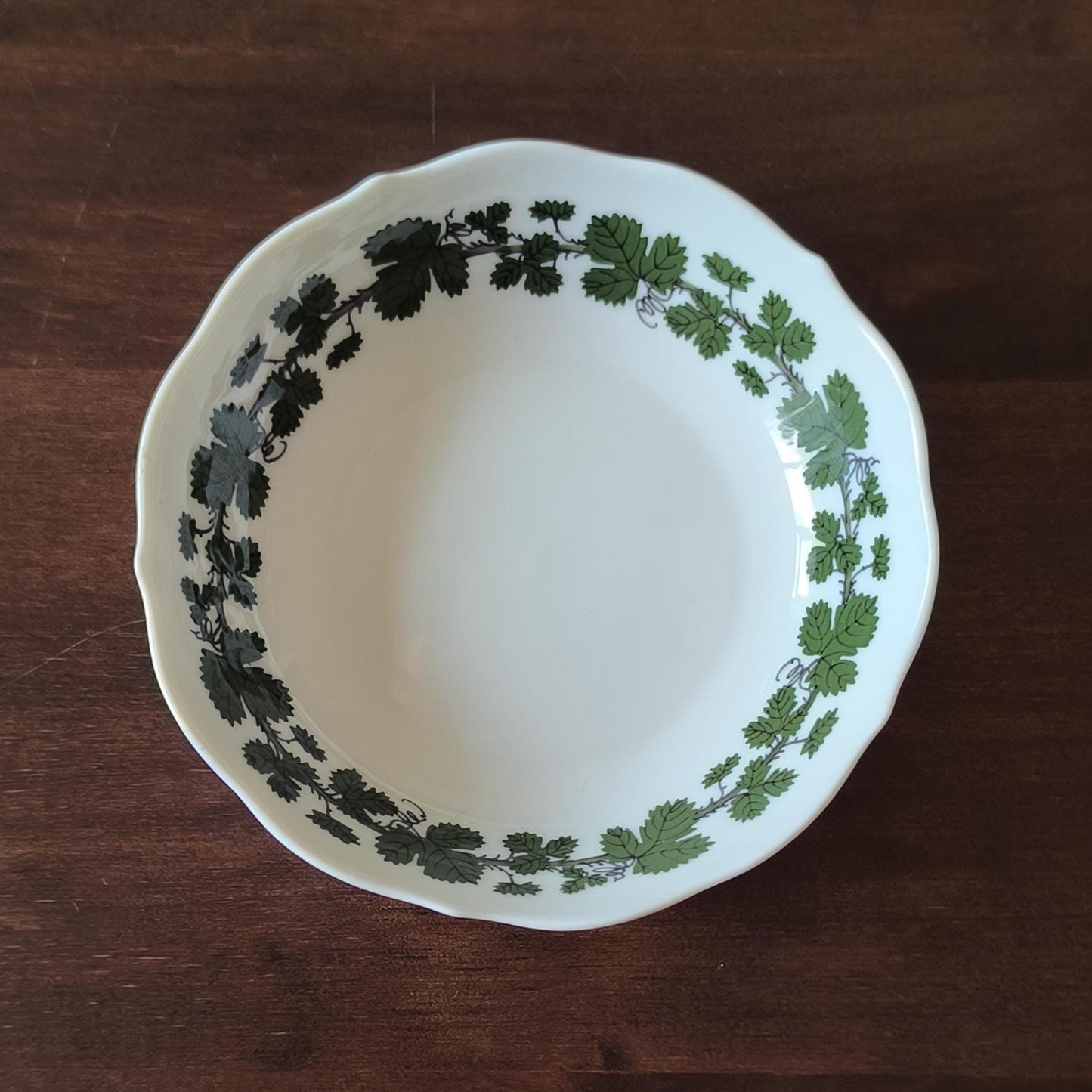Meissen Porcelain Demitasse Set Espresso/Tea Cup & Saucer Green Vine Pattern with Scalloped Edge