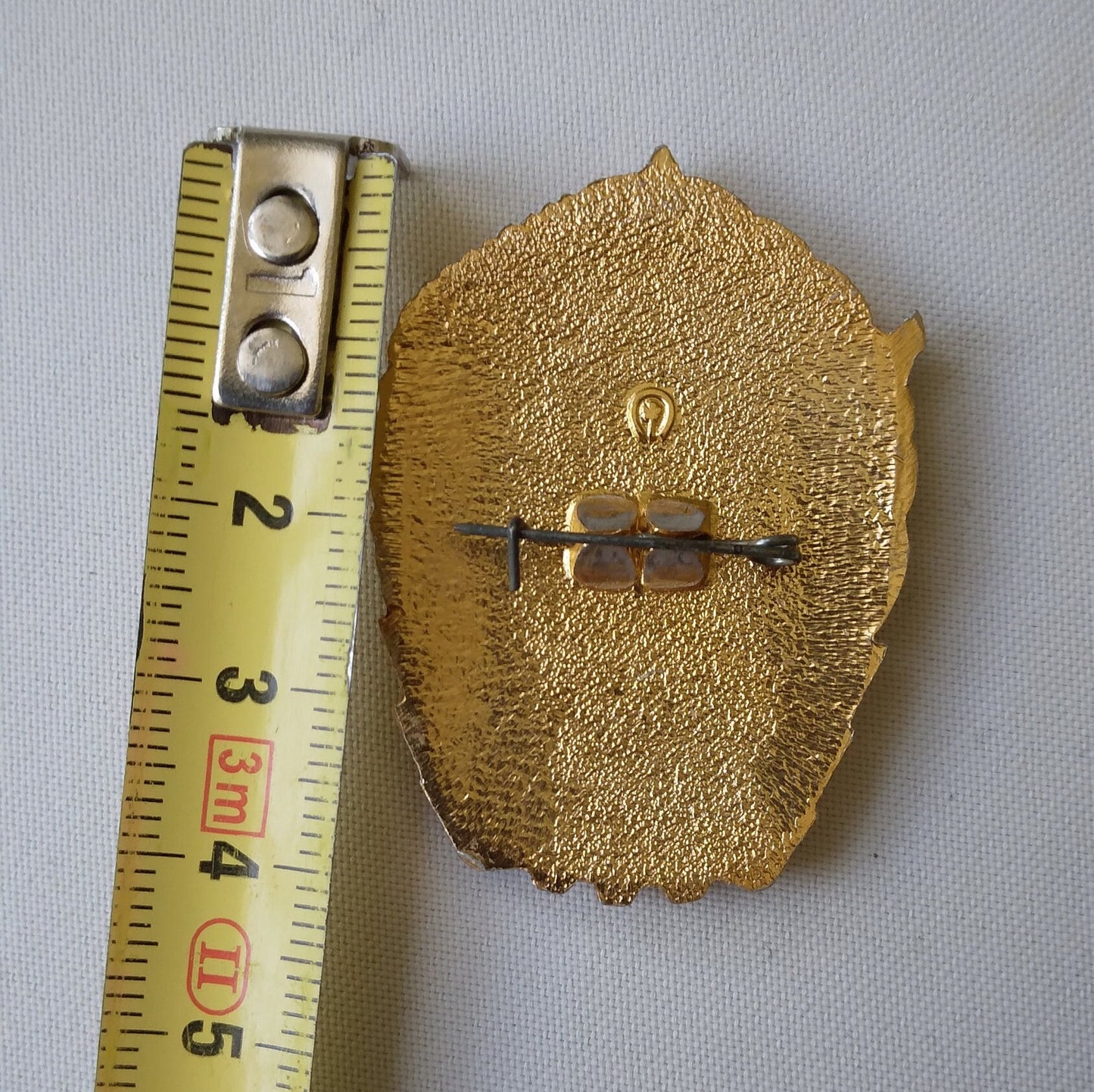 Worker, 10th five year plan USSR, Red flag, Star, sickle, hammer, metal and enamel. Soviet badge Communist award