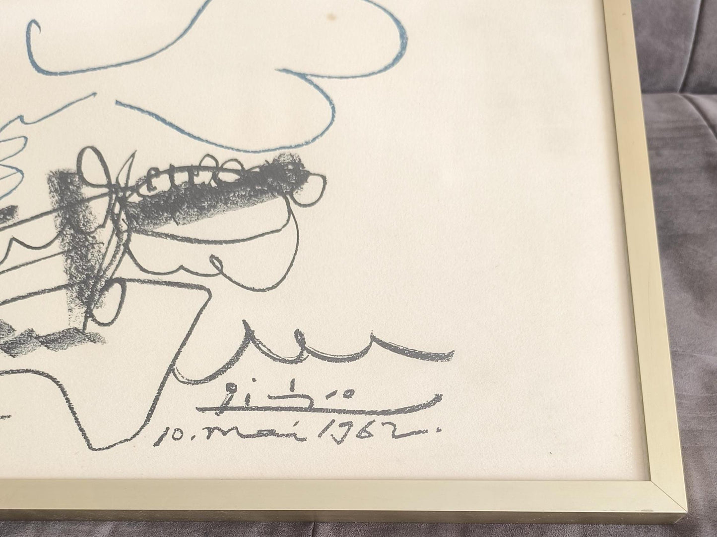 Pablo Picasso "Dove of Peace" Lithograph, 1962, Signed, Framed 60x80 cm