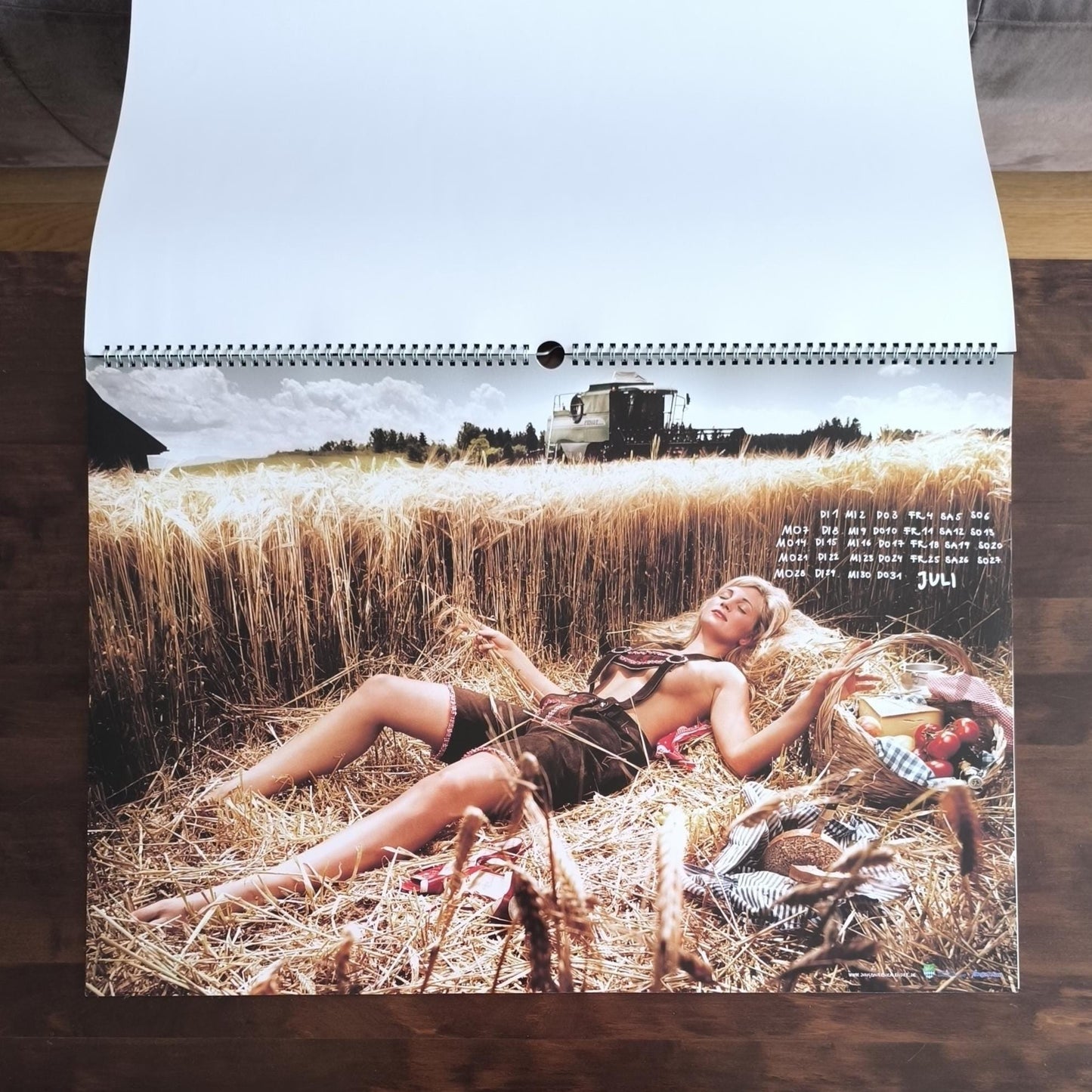 Jungbauernkalender Austrian Farmers a Women Calendar